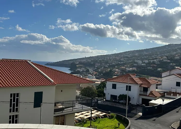 Com Banheiro Privativo- 2 *