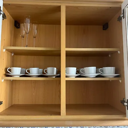 Apartment Com Banheiro Privativo- 2 *
