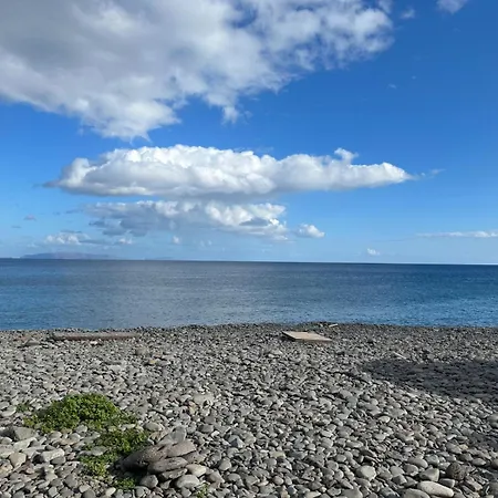 Com Banheiro Privativo- 2 *